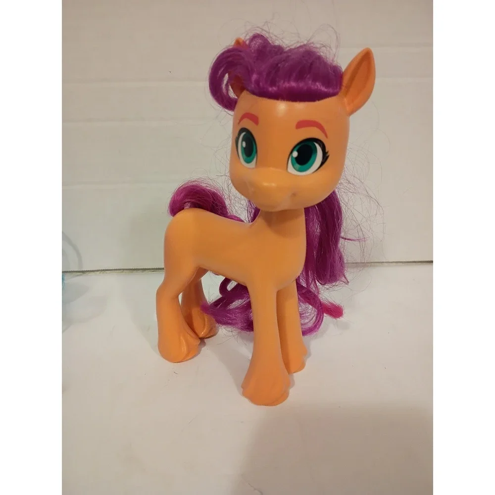 My Little Pony A New‎ Generation Izzy Moonbow Sunny Starscout Figures Hasbro